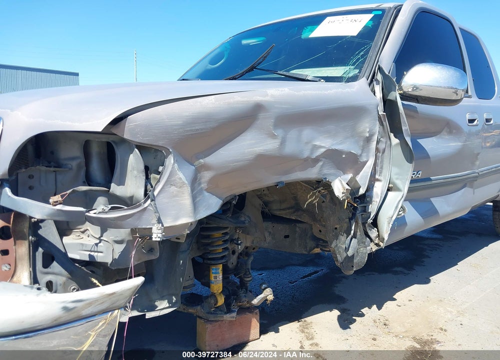 2000 TOYOTA TUNDRA SR5 V8 VIN: 5TBRT341XYS007736