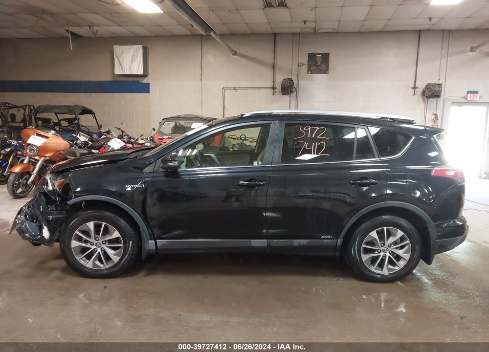 2016 TOYOTA RAV4 HYBRID XLE VIN: JTMRJREV4GD008036