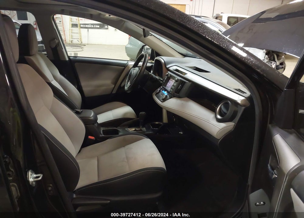 2016 TOYOTA RAV4 HYBRID XLE VIN: JTMRJREV4GD008036