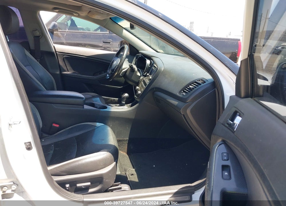 2012 KIA OPTIMA SX VIN: 5XXGR4A63CG077009