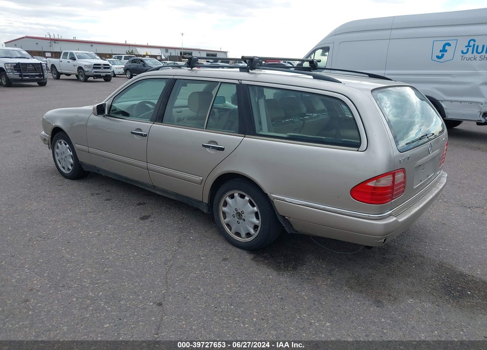 1999 MERCEDES-BENZ E 320 AWD VIN: WDBJH82F5XX018233