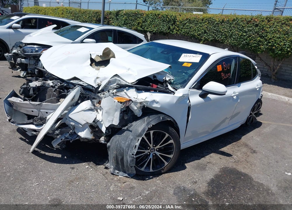 2020 TOYOTA CAMRY SE VIN: 4T1G11AK4LU858050