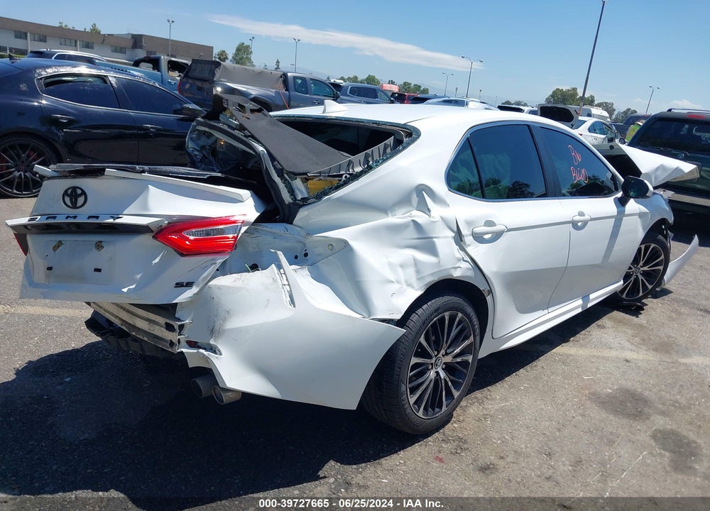 2020 TOYOTA CAMRY SE VIN: 4T1G11AK4LU858050