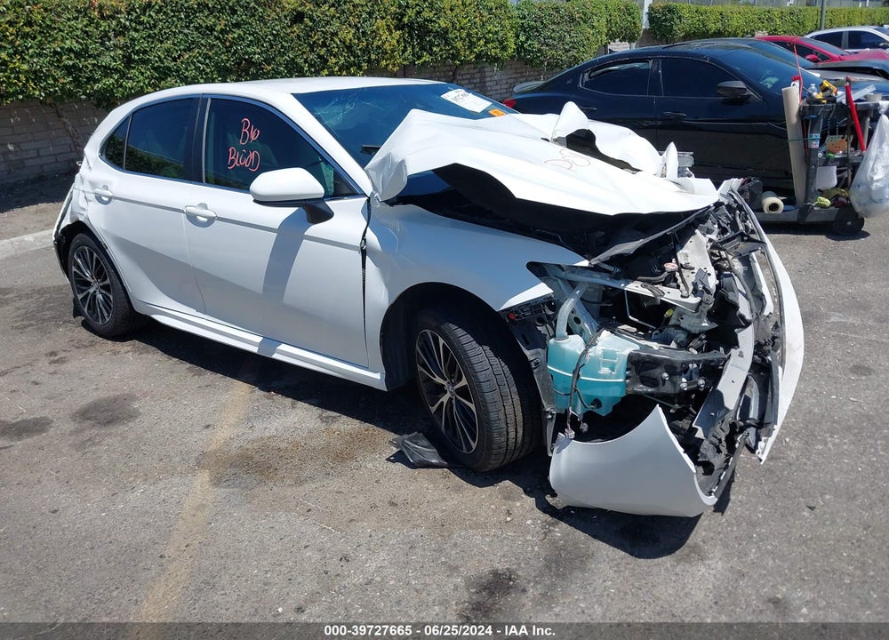 2020 TOYOTA CAMRY SE VIN: 4T1G11AK4LU858050
