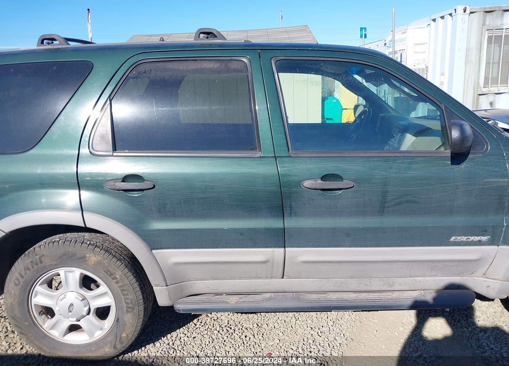 2002 FORD ESCAPE XLT VIN: 1FMCU04172KA93025
