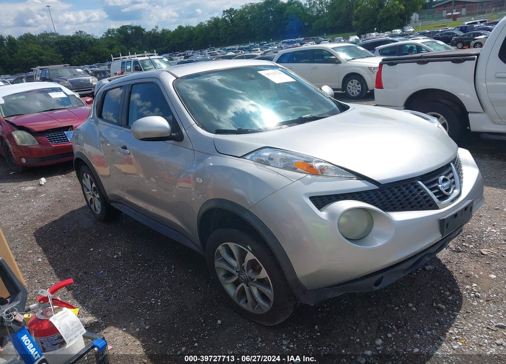 2011 NISSAN JUKE SV VIN: JN8AF5MV1BT015229