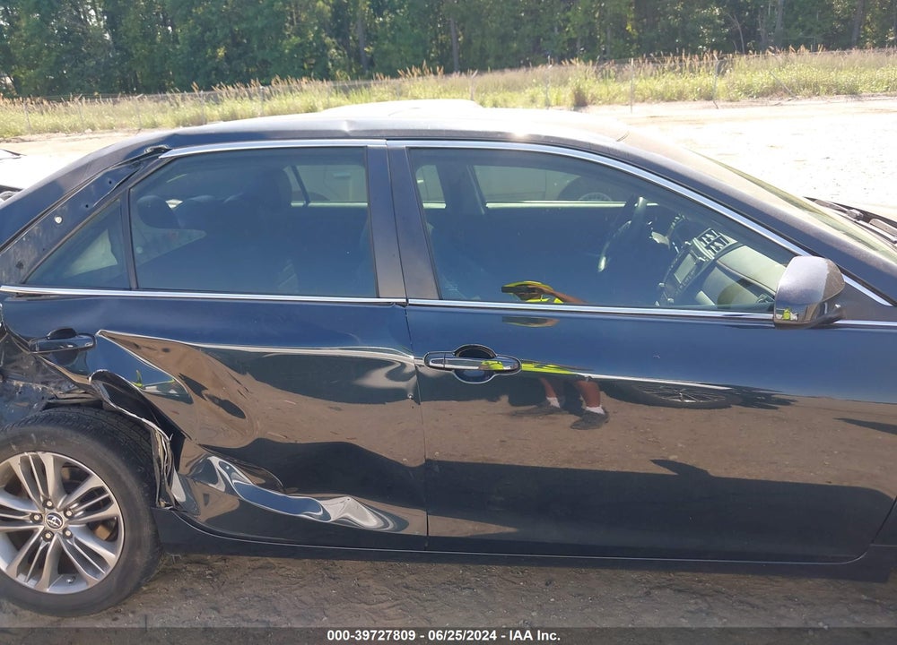 2015 TOYOTA CAMRY SE VIN: 4T1BF1FK7FU498569