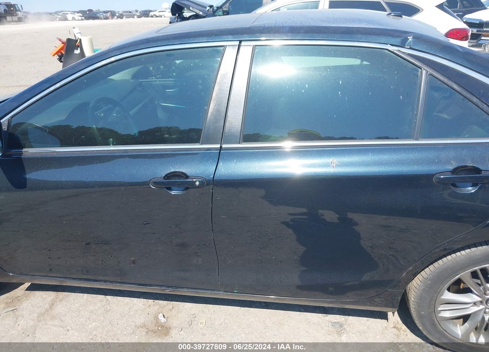 2015 TOYOTA CAMRY SE VIN: 4T1BF1FK7FU498569