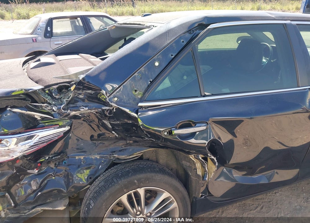 2015 TOYOTA CAMRY SE VIN: 4T1BF1FK7FU498569