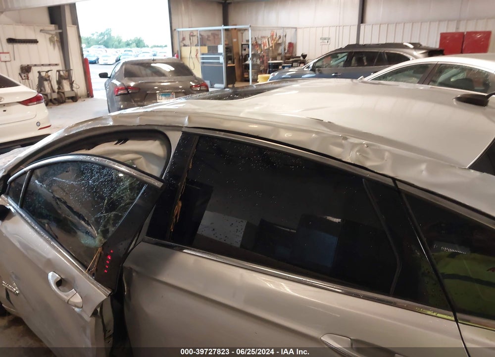 2017 FORD FUSION VIN: 3FA6P0PUXHR372400