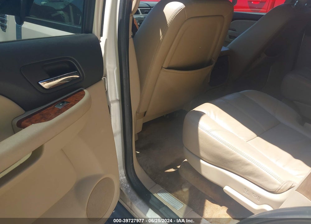 2008 CHEVROLET TAHOE LTZ VIN: 1GNFC13078R217577