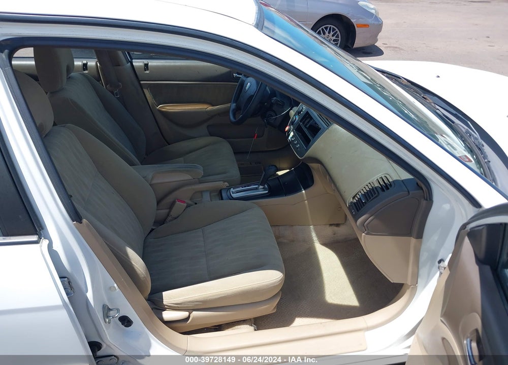 2005 HONDA CIVIC LX VIN: 2HGES16635H557698