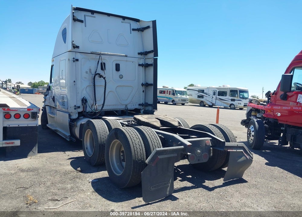 2017 FREIGHTLINER CASCADIA 125 VIN: 3AKJGLDR8HSHJ4379