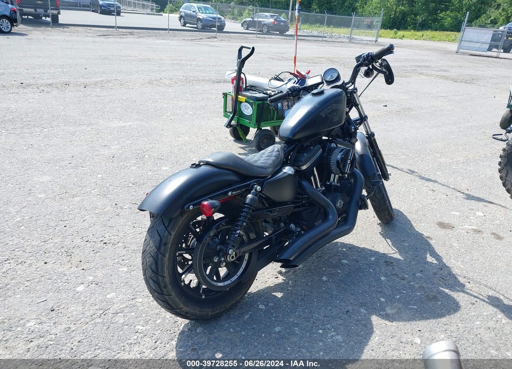 2017 HARLEY-DAVIDSON XL883 IRON 883 VIN: 1HD4LE219HC408825