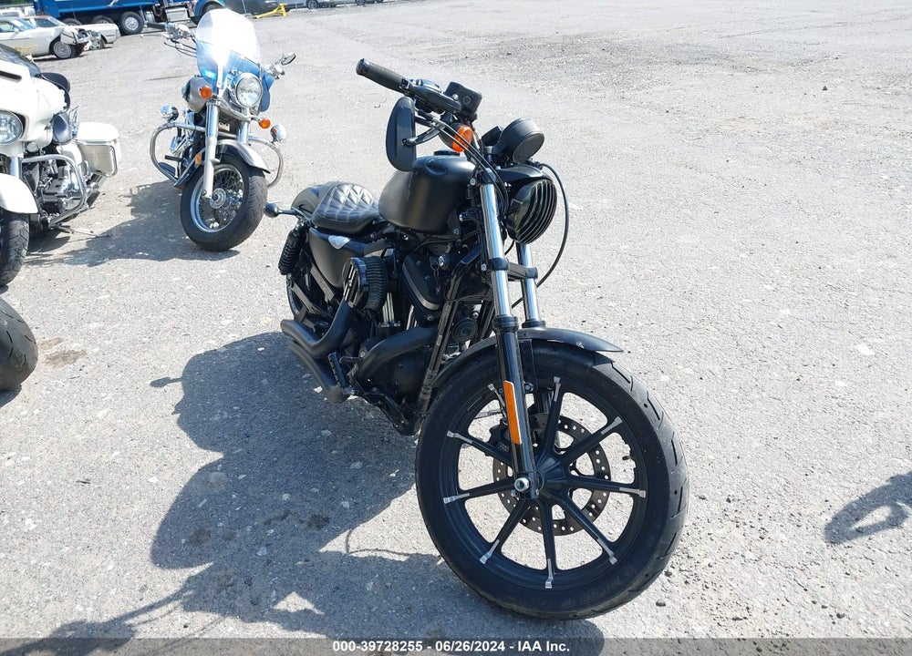 2017 HARLEY-DAVIDSON XL883 IRON 883 VIN: 1HD4LE219HC408825