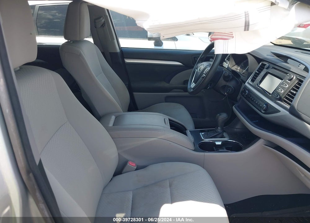 2017 TOYOTA HIGHLANDER LE VIN: 5TDZARFH3HS027014