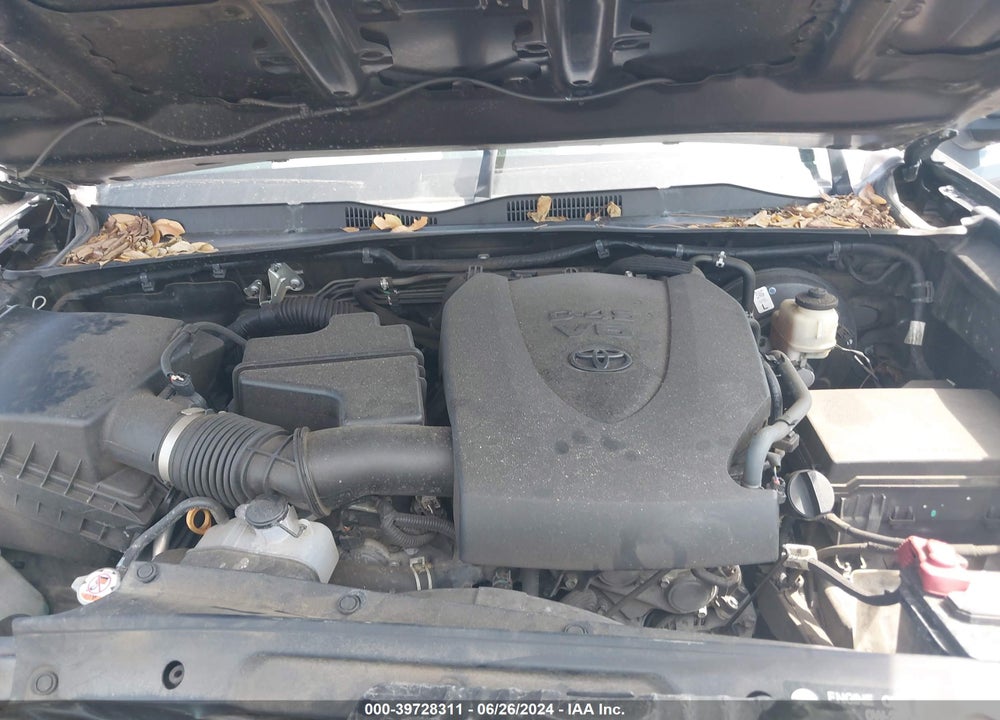 2017 TOYOTA TACOMA SR V6 VIN: 3TMCZ5AN8HM117635