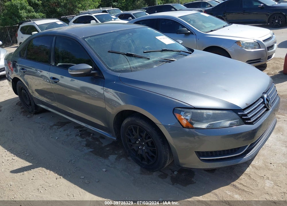 2013 VOLKSWAGEN PASSAT 2.5L S VIN: 1VWAP7A38DC023352