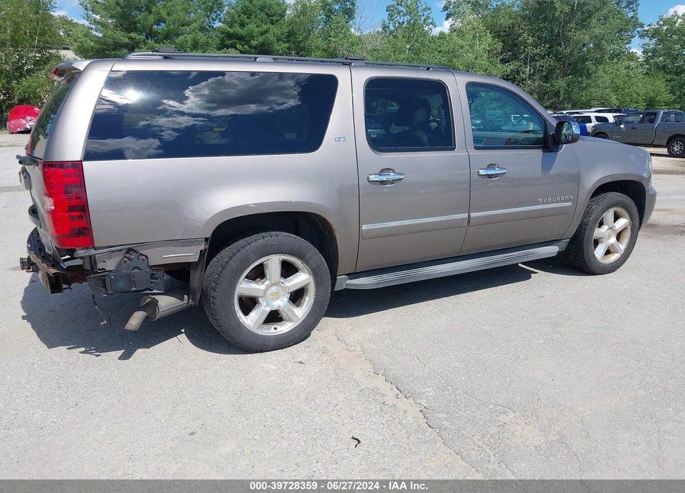 2013 CHEVROLET SUBURBAN 1500 VIN: 1GNSKKE73DR113471