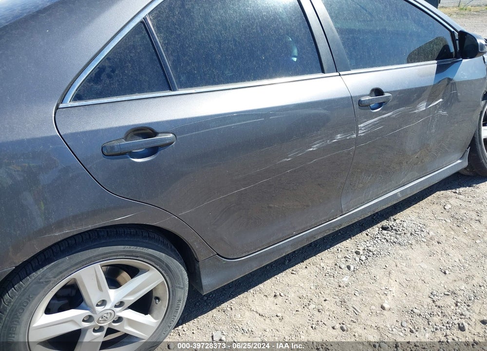 2013 TOYOTA CAMRY SE VIN: 4T1BF1FK6DU280765