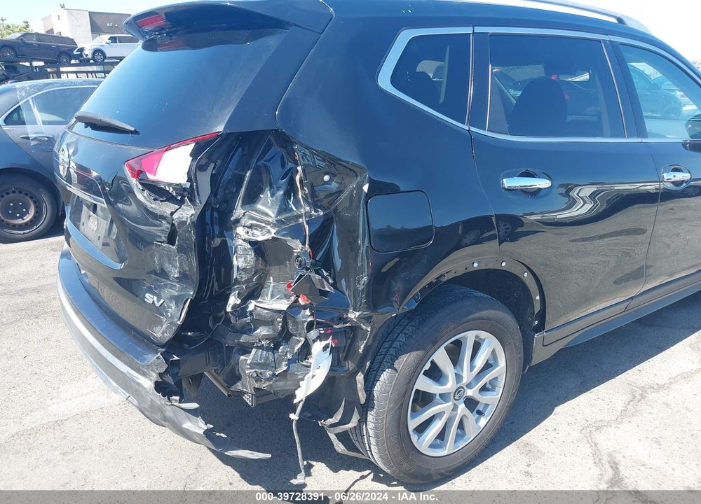 2017 NISSAN ROGUE SV VIN: KNMAT2MT0HP522559