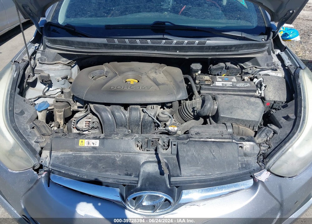 2016 HYUNDAI ELANTRA SE VIN: 5NPDH4AE6GH686053