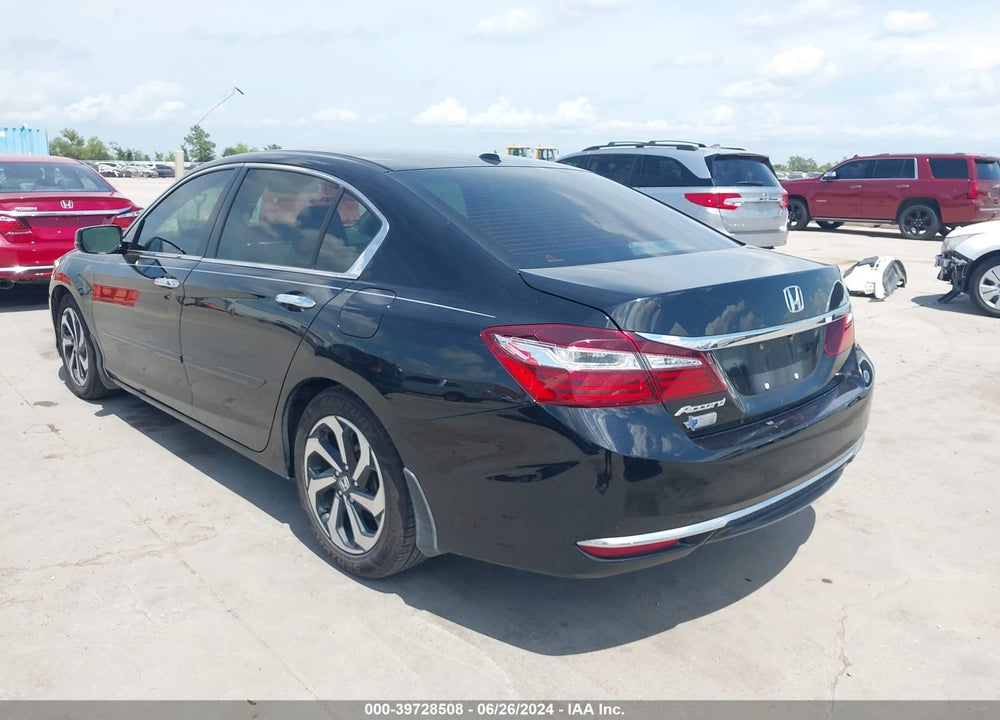 2017 HONDA ACCORD EX-L VIN: 1HGCR2F82HA090156