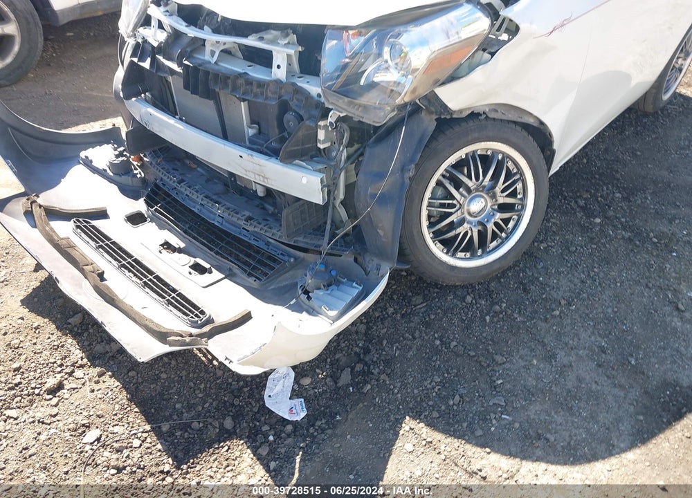 2012 SCION IQ VIN: JTNJJXB0XCJ021312