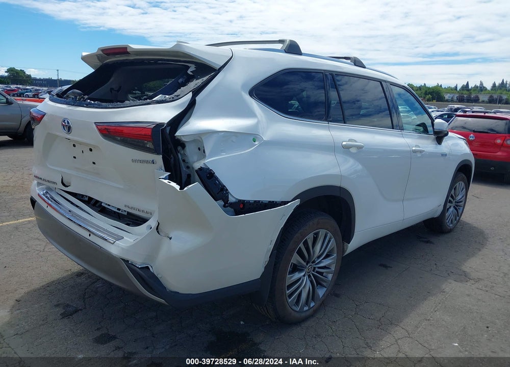 2021 TOYOTA HIGHLANDER HYBRID PLATINUM VIN: 5TDEBRCH3MS018033