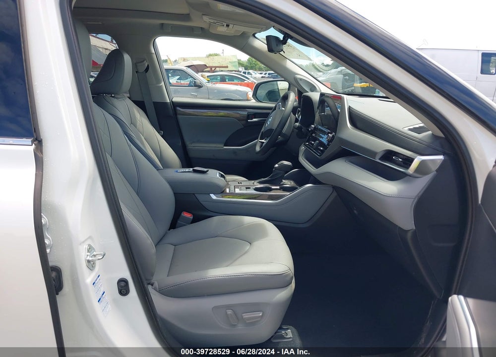 2021 TOYOTA HIGHLANDER HYBRID PLATINUM VIN: 5TDEBRCH3MS018033
