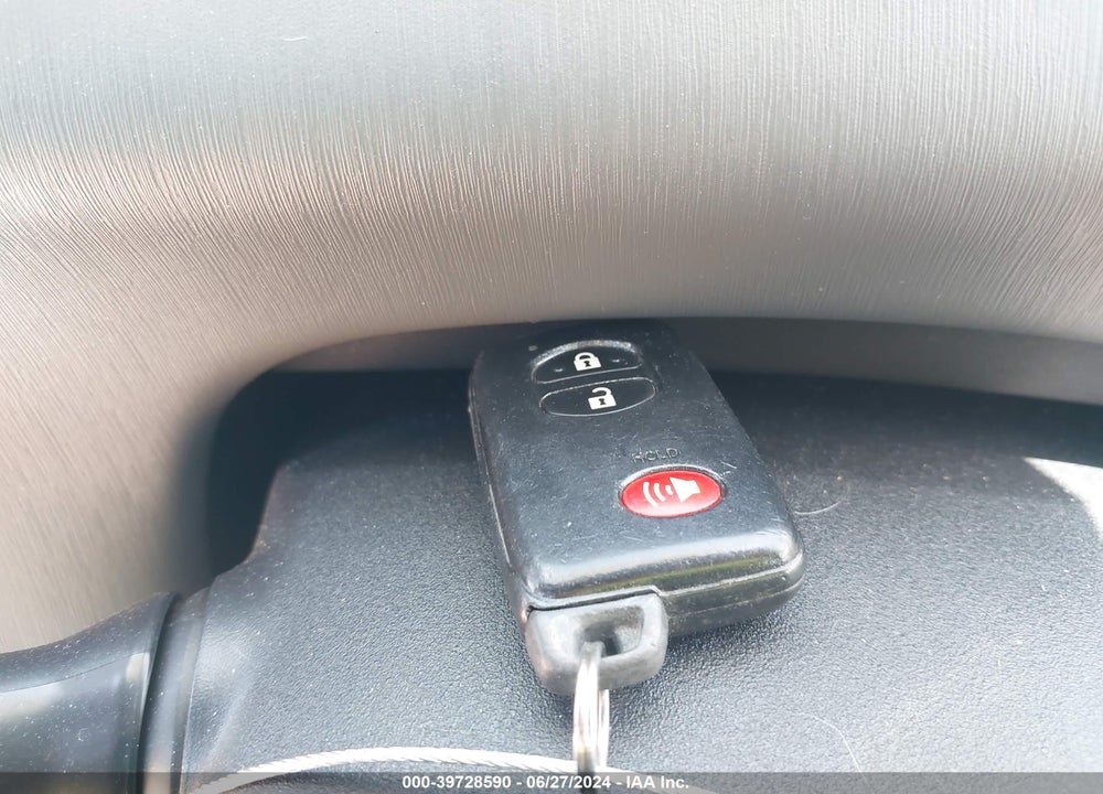 2012 TOYOTA PRIUS V THREE VIN: JTDZN3EU8C3140368