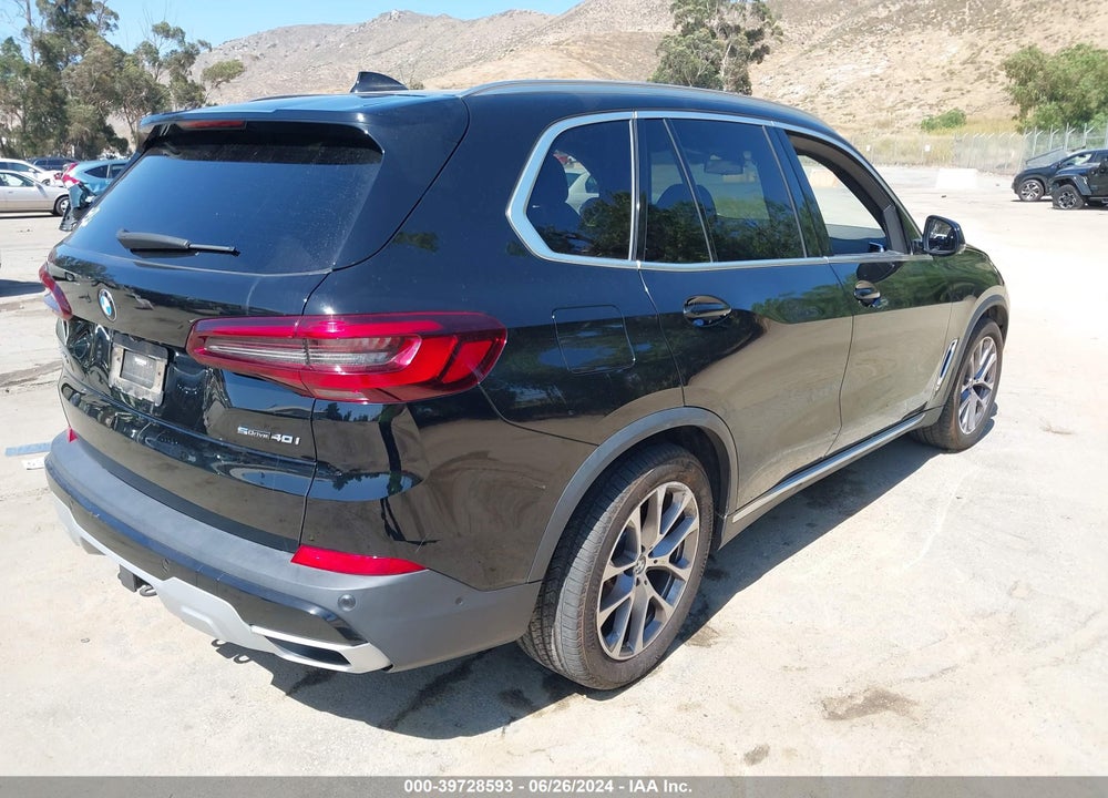 2022 BMW X5 SDRIVE40I VIN: 5UXCR4C01N9J93640