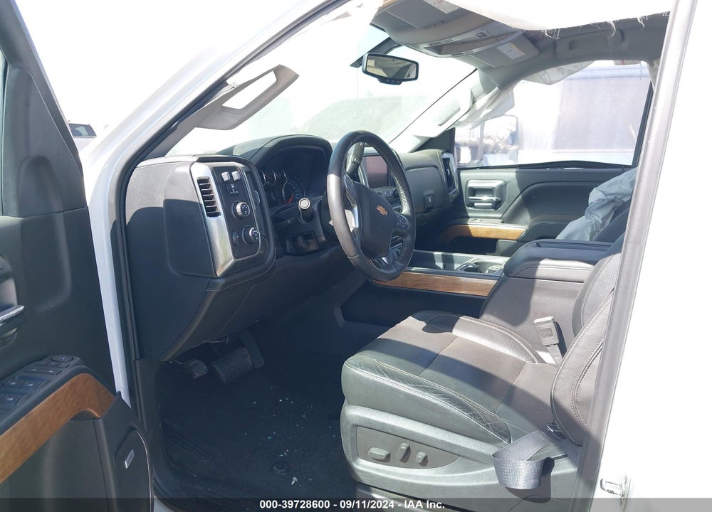 2015 CHEVROLET SILVERADO 2500HD LTZ VIN: 1GC1KWE85FF670147