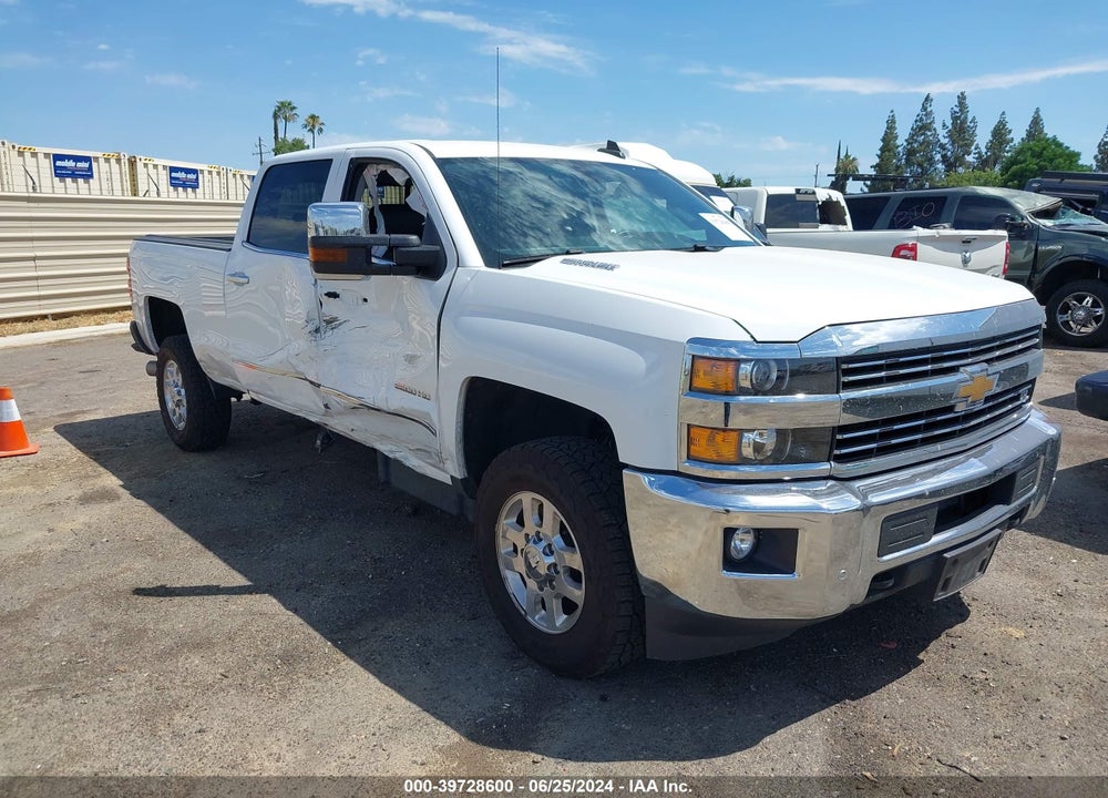2015 CHEVROLET SILVERADO 2500HD LTZ VIN: 1GC1KWE85FF670147