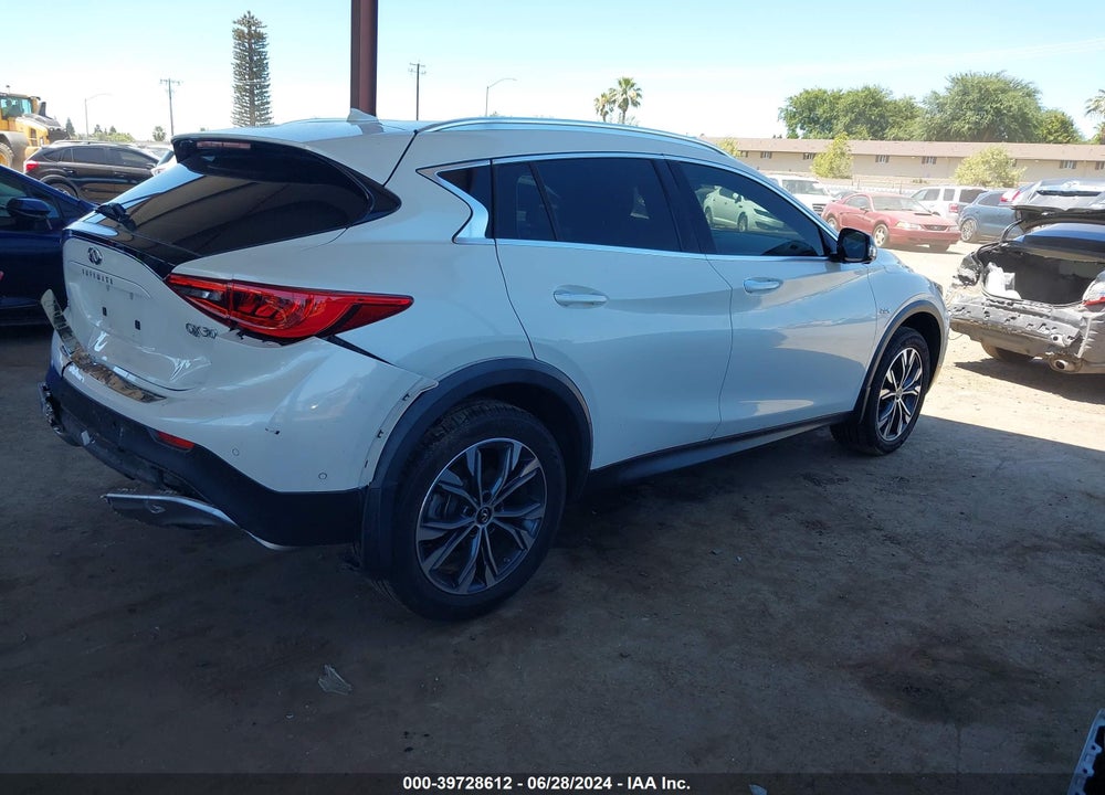 2018 INFINITI QX30 PREMIUM VIN: SJKCH5CR9JA049865