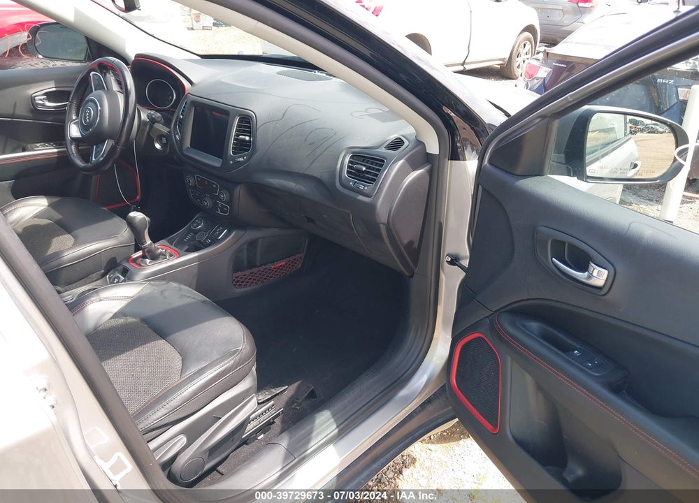 2019 JEEP COMPASS VIN: 3C4NJDDB3KT799350