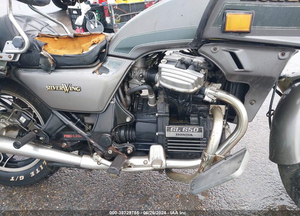 1983 HONDA GL650 I VIN: JH2RC101XDM002969