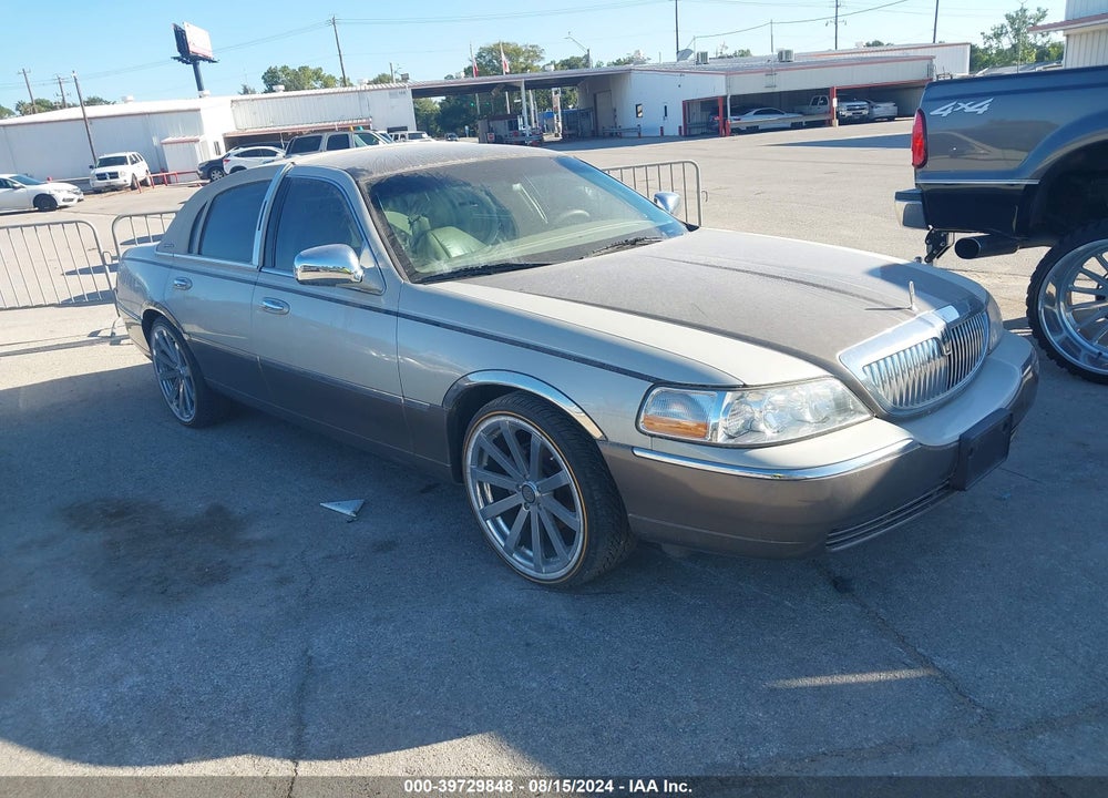 2006 LINCOLN TOWN CAR SIGNATURE VIN: 1LNHM81V76Y649994