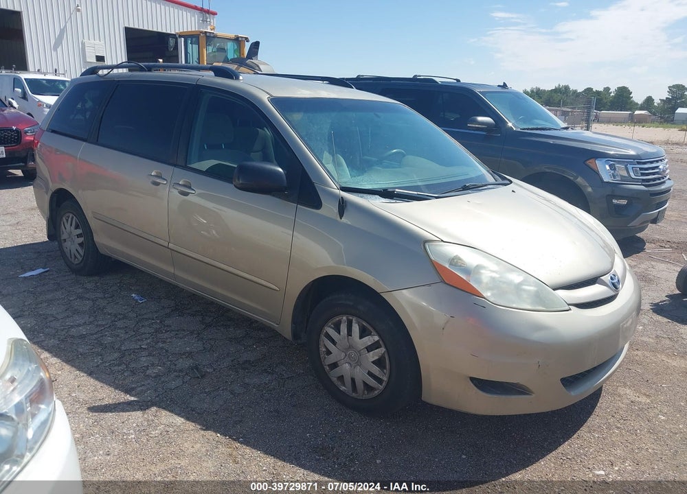 2010 TOYOTA SIENNA LE VIN: 5TDKK4CCXAS330159
