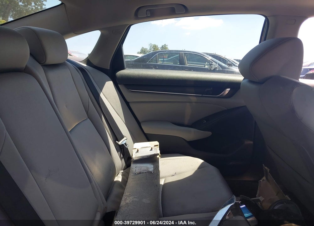 2018 HONDA ACCORD EX VIN: 1HGCV1F48JA180498