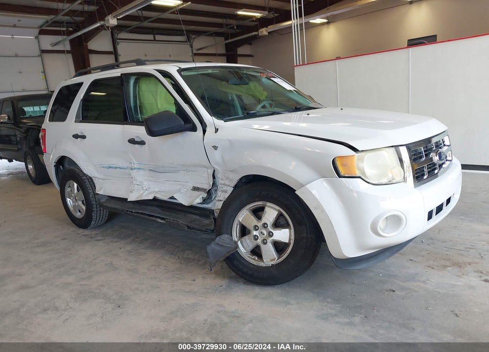 2008 FORD ESCAPE XLT VIN: 1FMCU93138KE75177