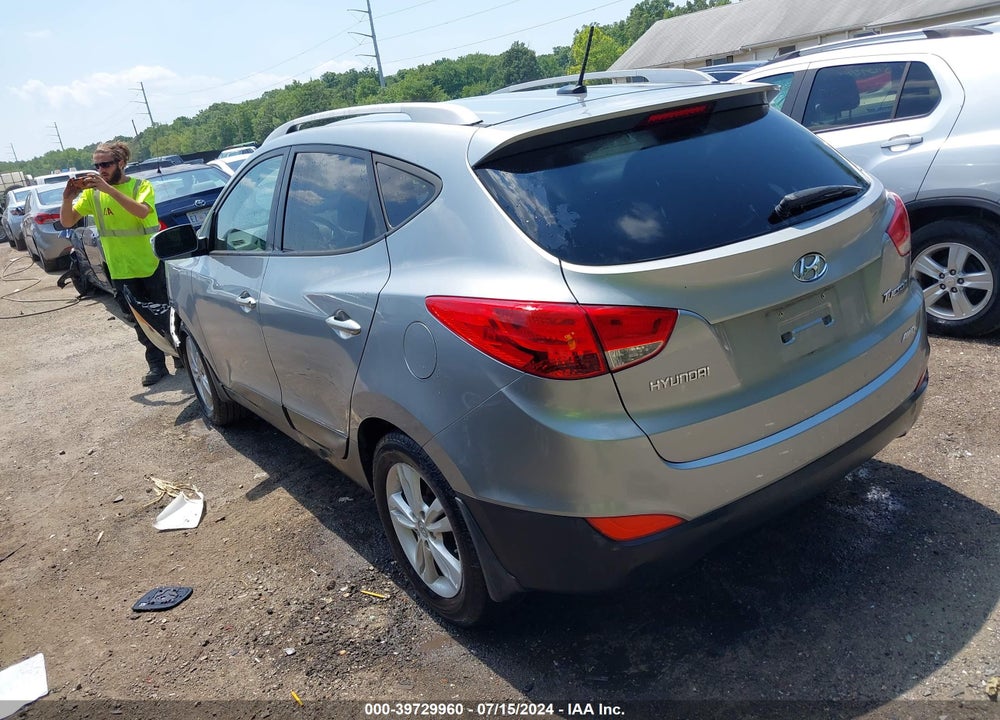 2012 HYUNDAI TUCSON GLS VIN: KM8JUCAC7CU446089