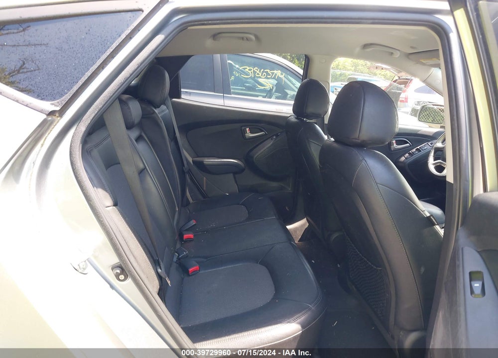 2012 HYUNDAI TUCSON GLS VIN: KM8JUCAC7CU446089