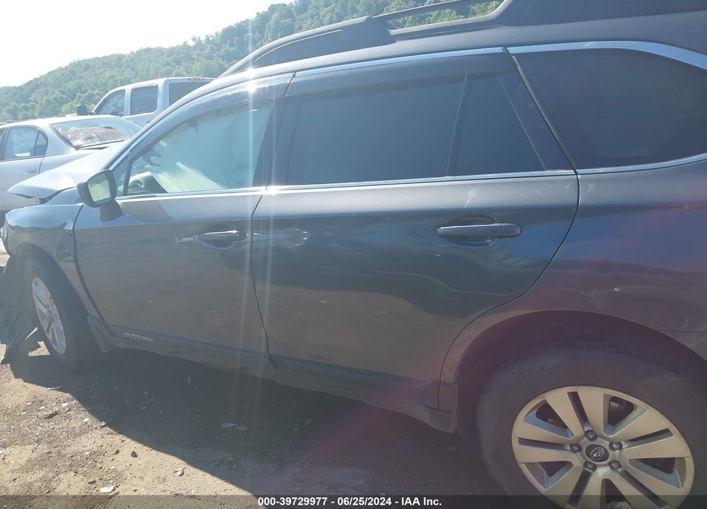 2018 SUBARU OUTBACK VIN: 4S4BSADC0J3263209