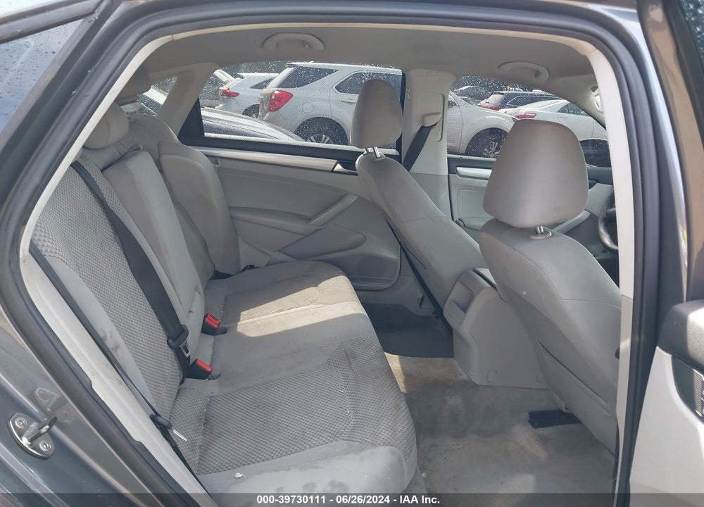 2013 VOLKSWAGEN PASSAT 2.5L S VIN: 1VWAP7A35DC073688