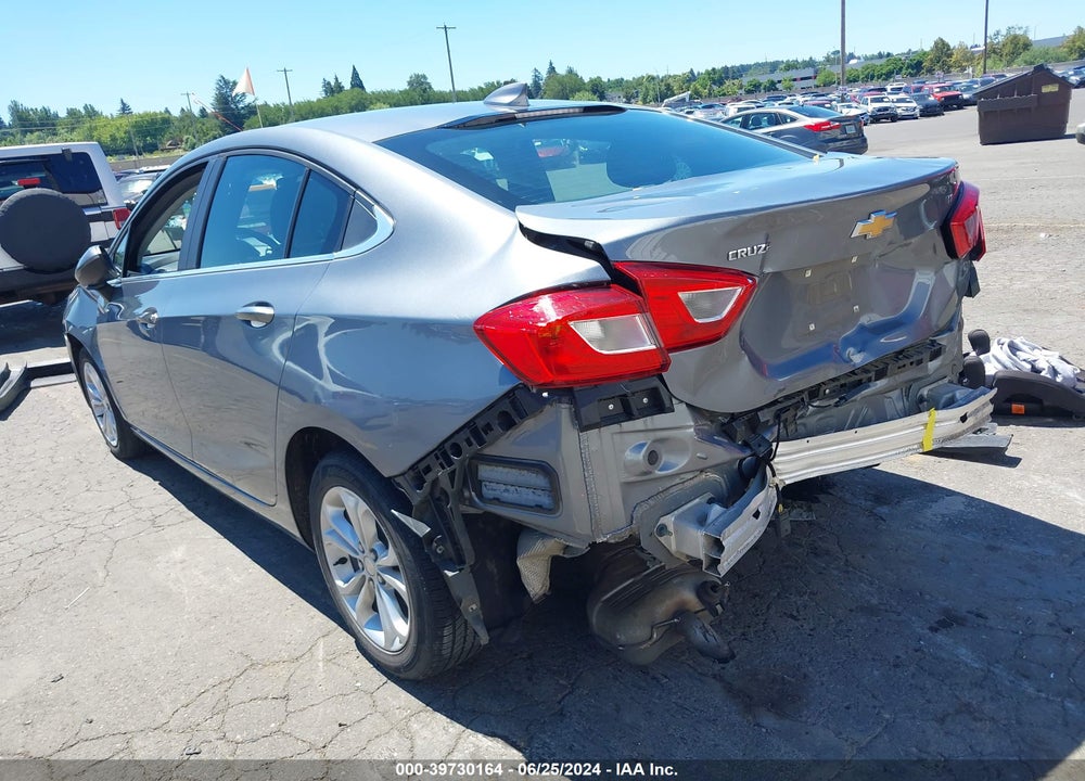 2019 CHEVROLET CRUZE LT VIN: 1G1BE5SM9K7138484