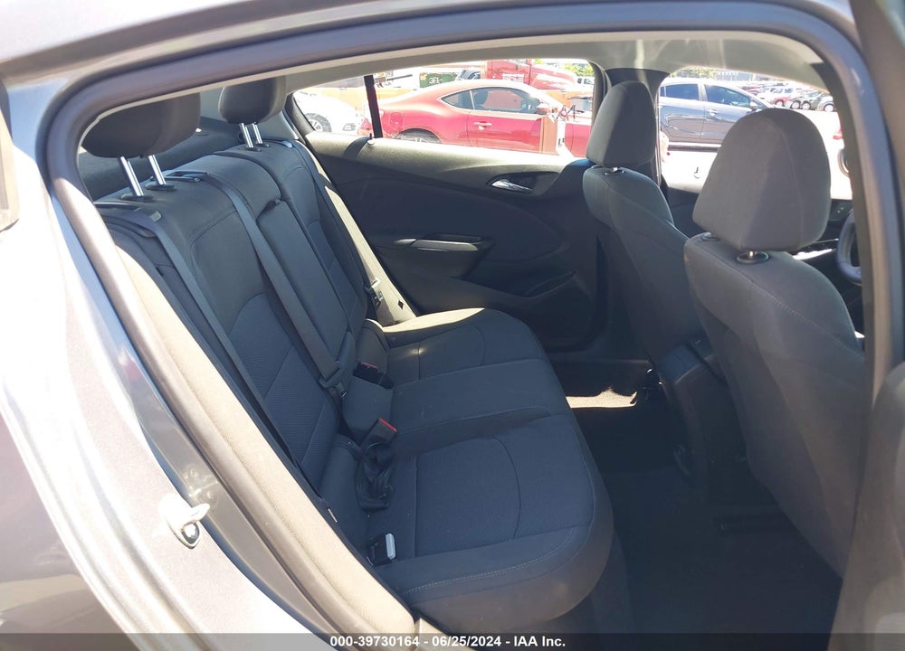 2019 CHEVROLET CRUZE LT VIN: 1G1BE5SM9K7138484