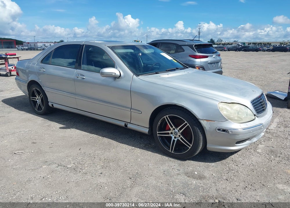 2001 MERCEDES-BENZ S 500 VIN: WDBNG75J51A156377