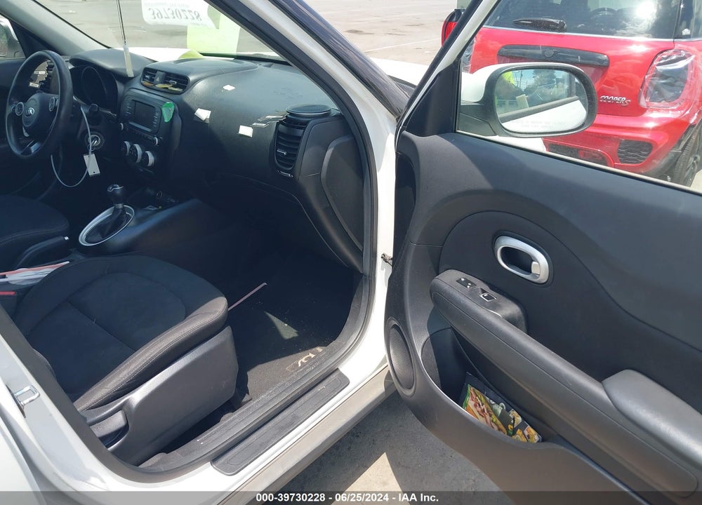 2018 KIA SOUL VIN: KNDJN2A23J7620691
