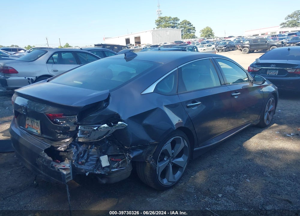 2018 HONDA ACCORD TOURING 2.0T VIN: 1HGCV2F94JA015792